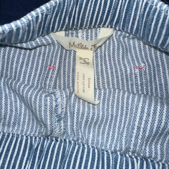 Matilda Jane Pinstripe Capris size 4 - Picture 3 of 3